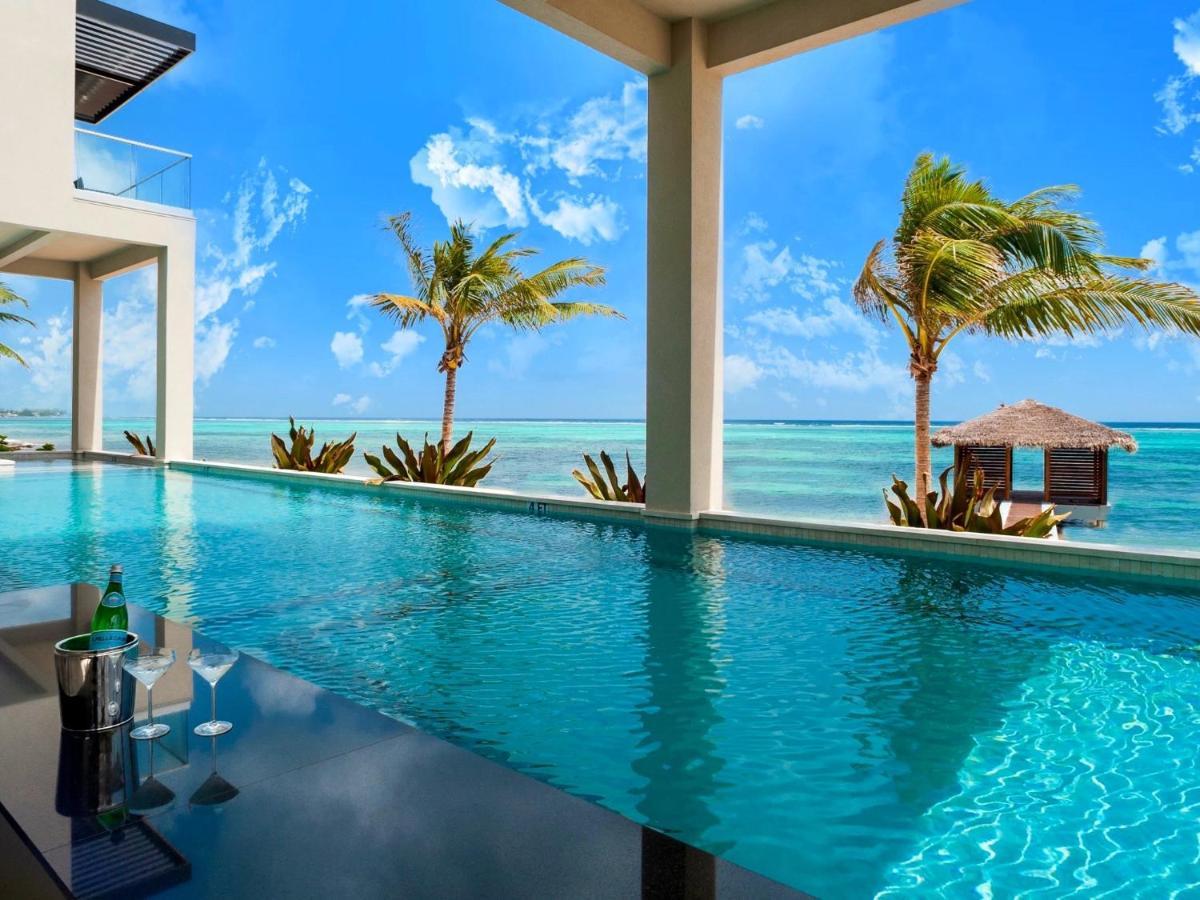 Black Urchin Boutique Resort Bodden Town Exteriör bild
