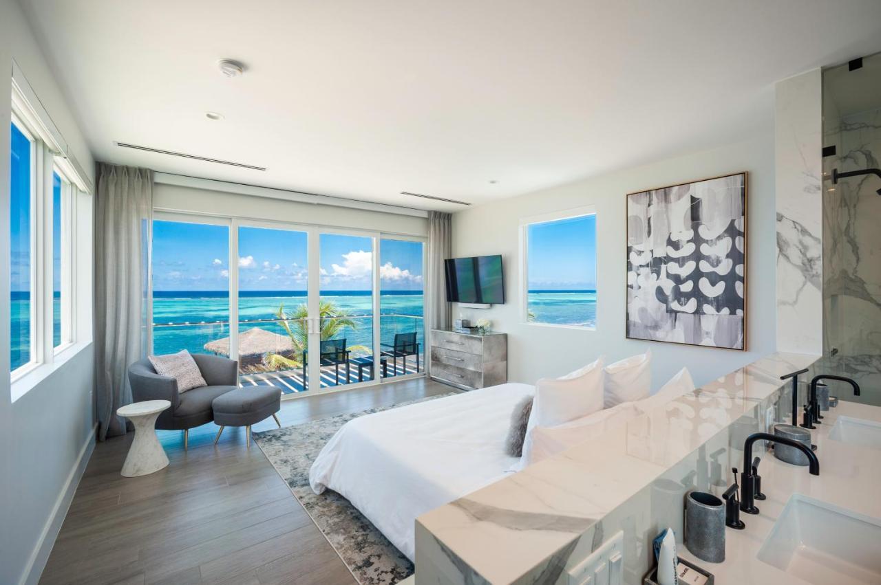 Black Urchin Boutique Resort Bodden Town Exteriör bild