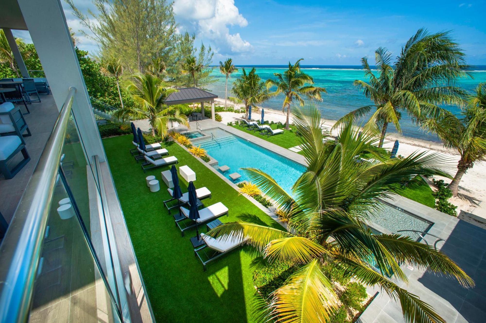 Black Urchin Boutique Resort Bodden Town Exteriör bild